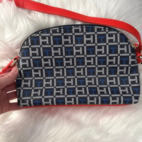 Tommy Hilfiger NWT Navy Logo Small Some Crossbody Bag - Picture 2 of 9